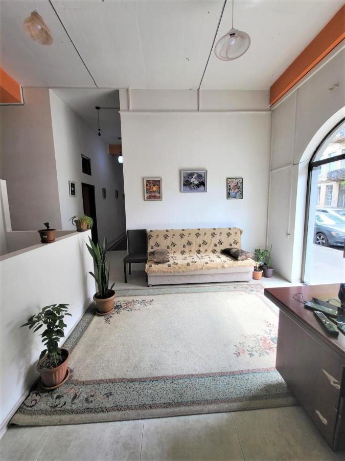 טביליסי Hostel Near The Square מראה חיצוני תמונה