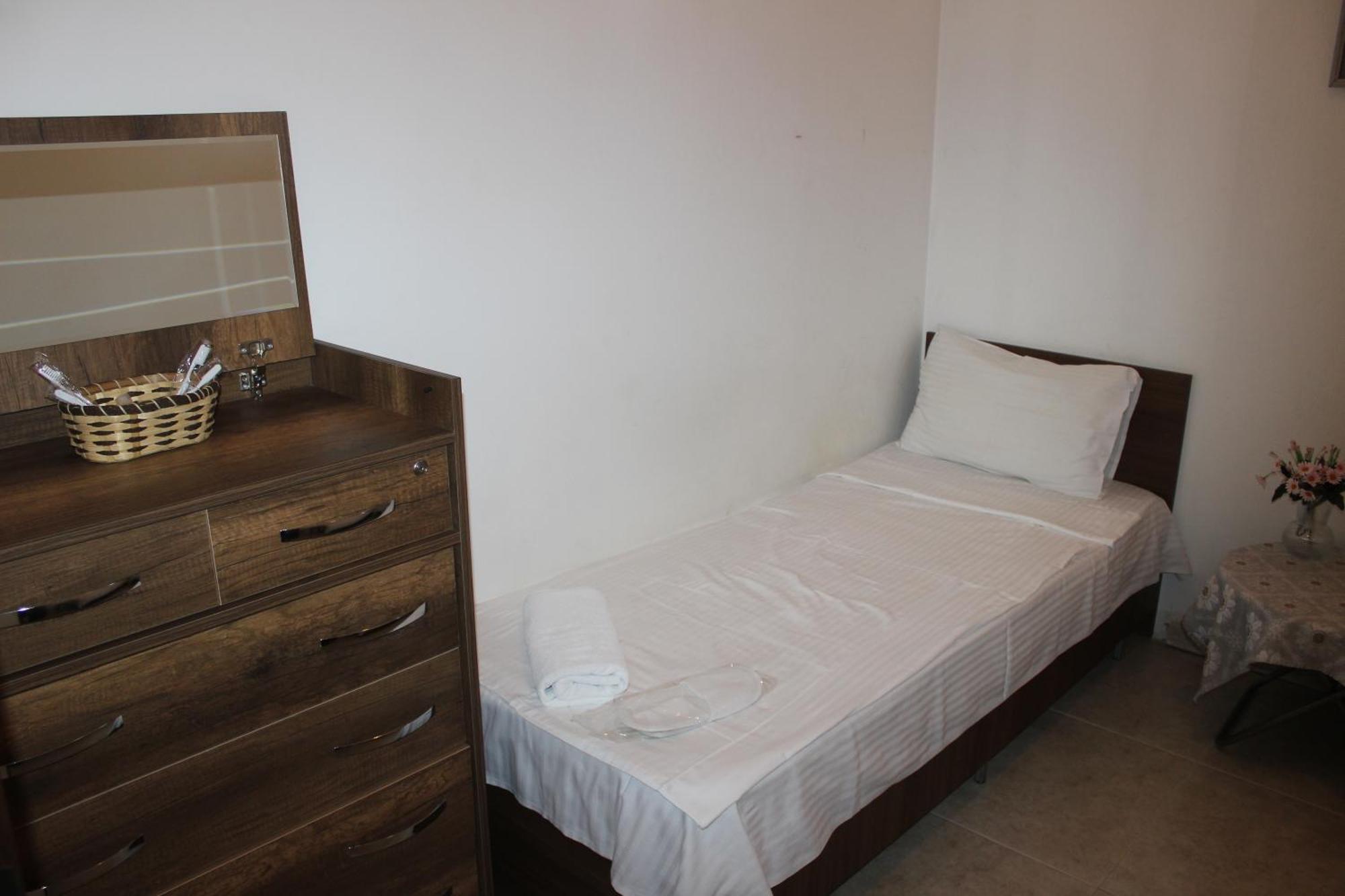 טביליסי Hostel Near The Square מראה חיצוני תמונה
