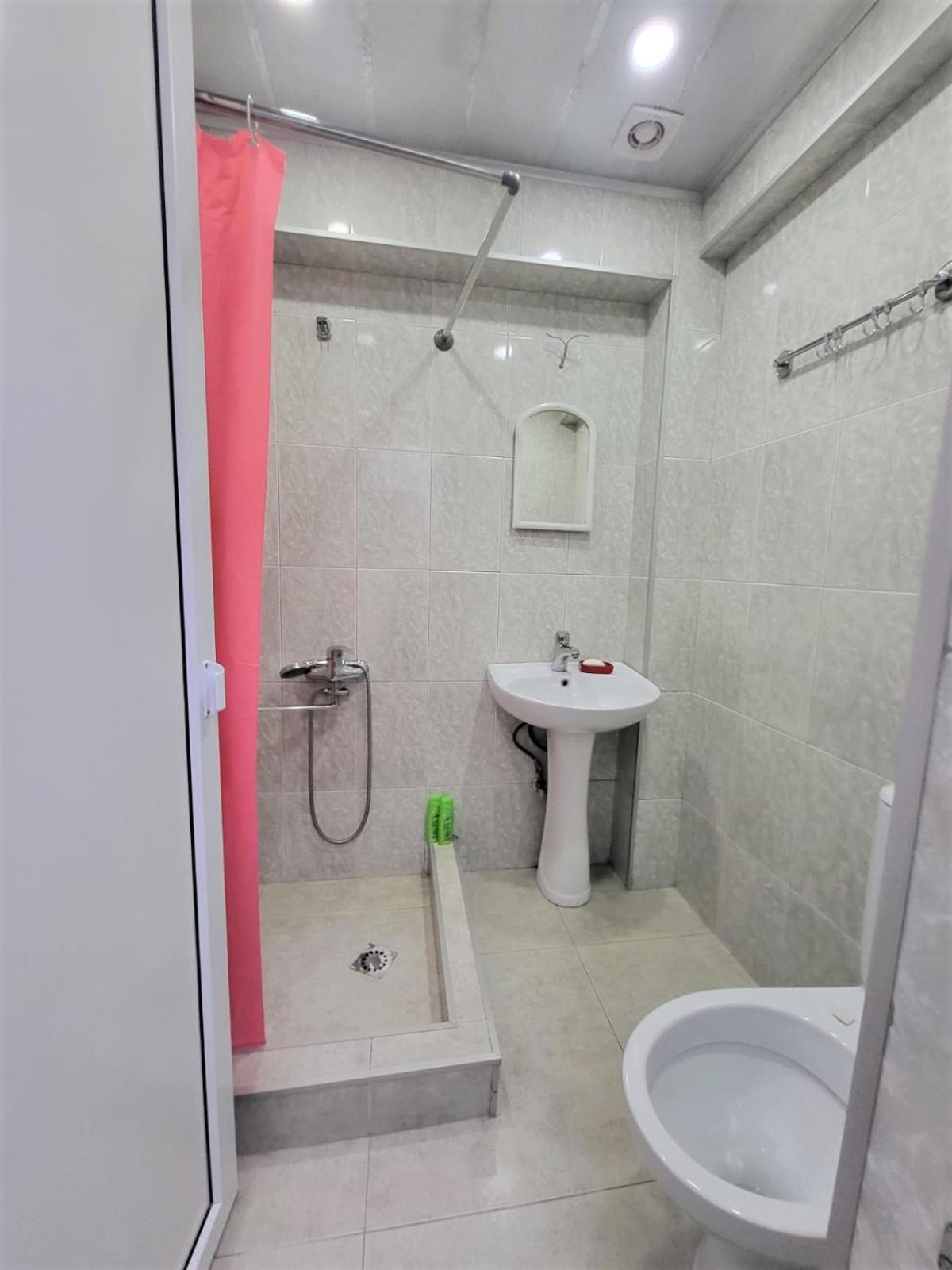 טביליסי Hostel Near The Square מראה חיצוני תמונה