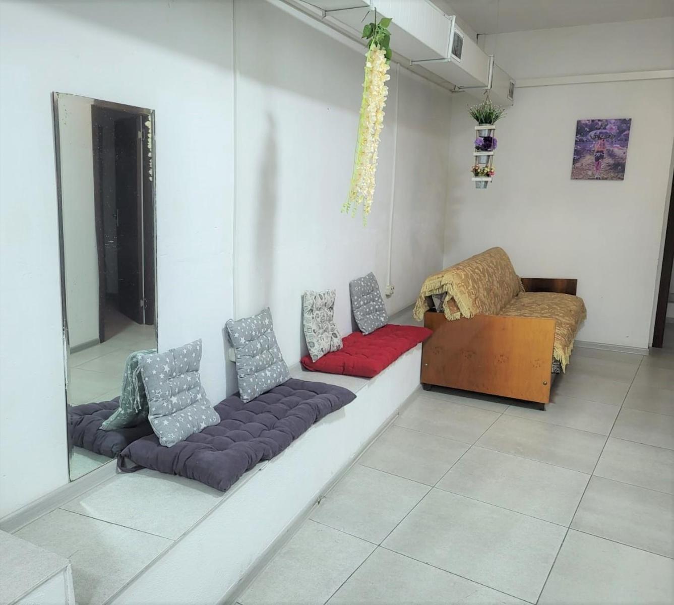 טביליסי Hostel Near The Square מראה חיצוני תמונה