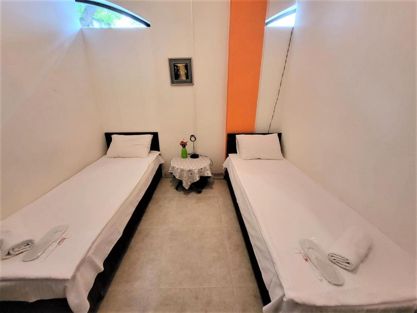 טביליסי Hostel Near The Square מראה חיצוני תמונה