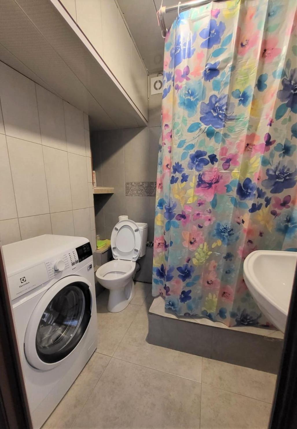 טביליסי Hostel Near The Square מראה חיצוני תמונה