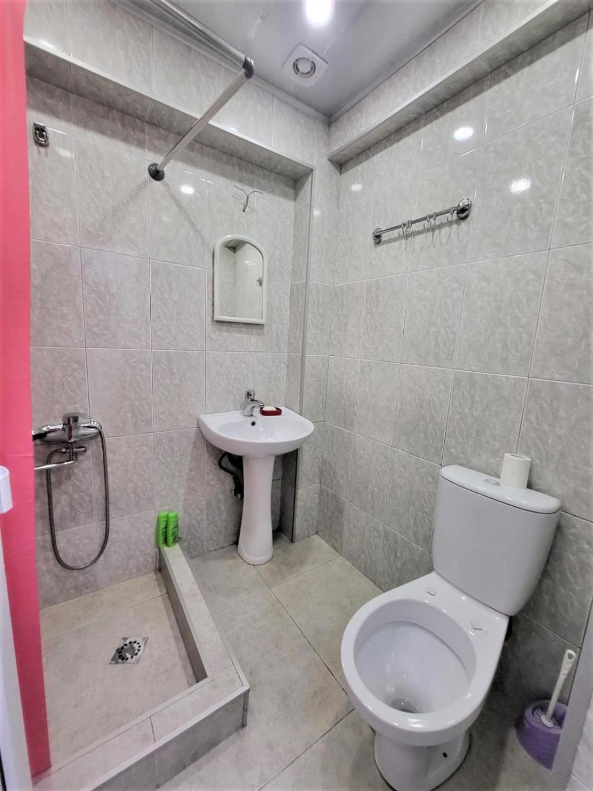 טביליסי Hostel Near The Square מראה חיצוני תמונה