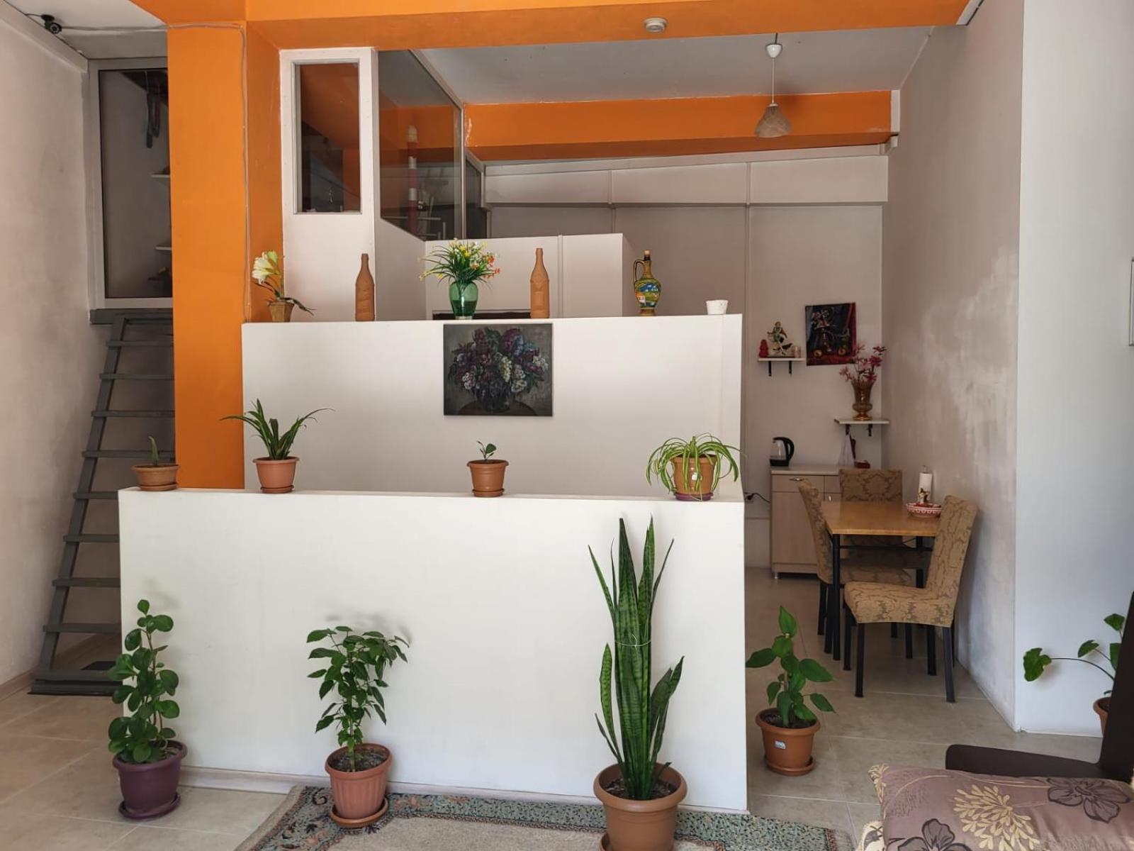 טביליסי Hostel Near The Square מראה חיצוני תמונה