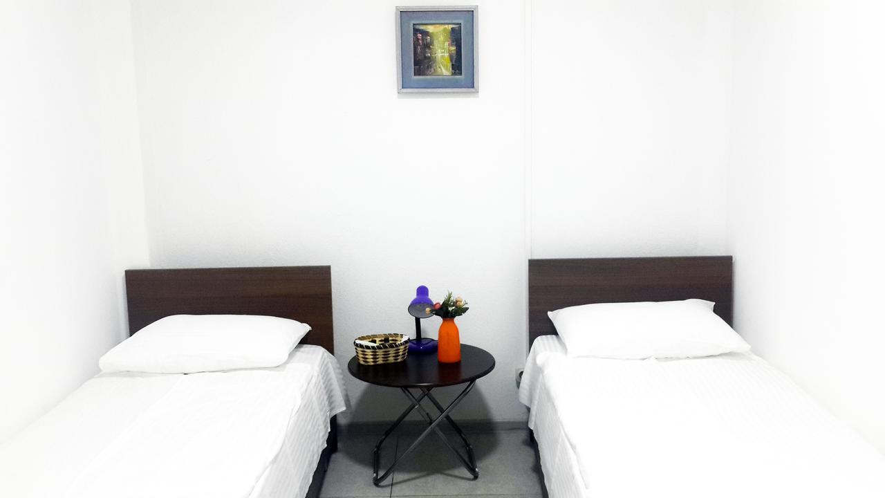 טביליסי Hostel Near The Square מראה חיצוני תמונה