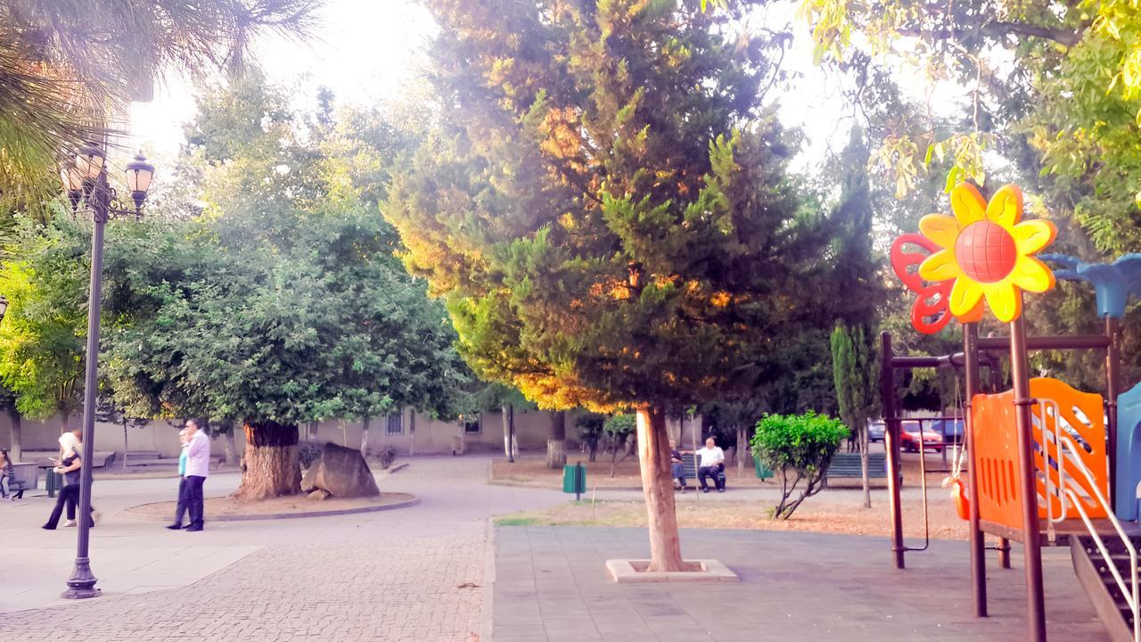 טביליסי Hostel Near The Square מראה חיצוני תמונה