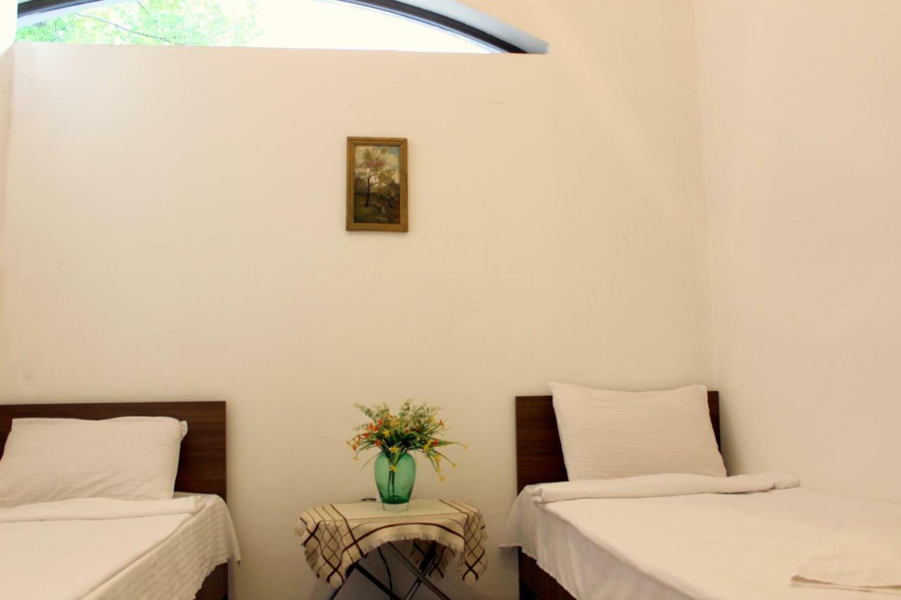 טביליסי Hostel Near The Square מראה חיצוני תמונה